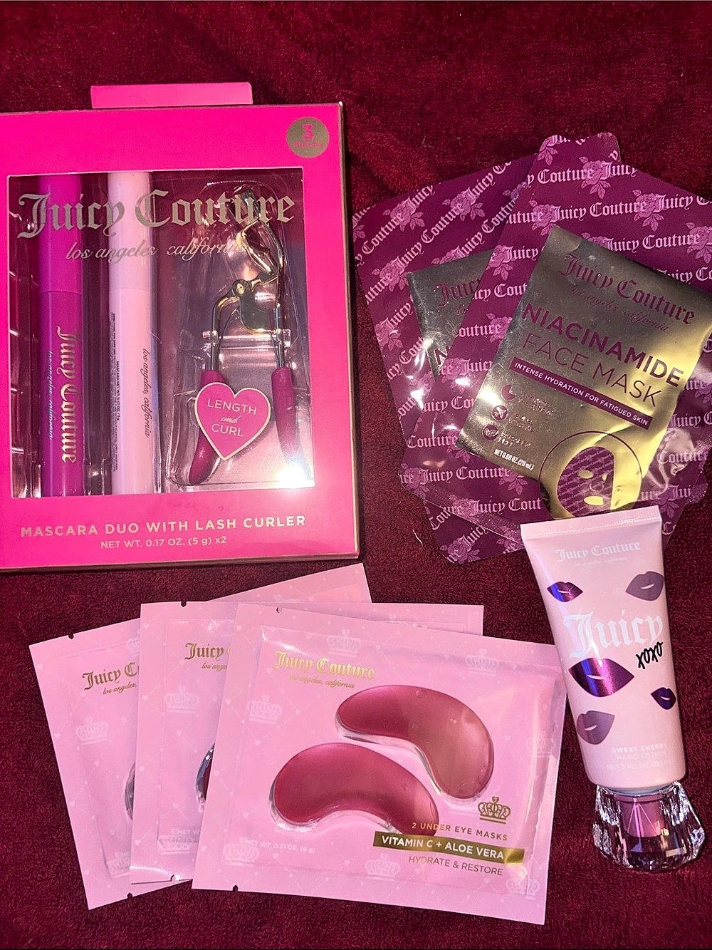 NWT Juicy Couture Makeup & Skincare Set in Pink NWT